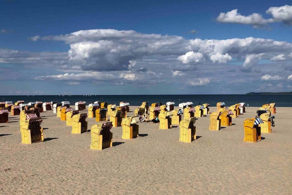 Ferienwohnung "Klarschiff" Travemuende Fusslaeufig Zum Strand Lübeck Extérieur photo